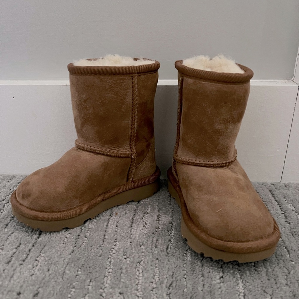 Toddler Classic Ugg Boots